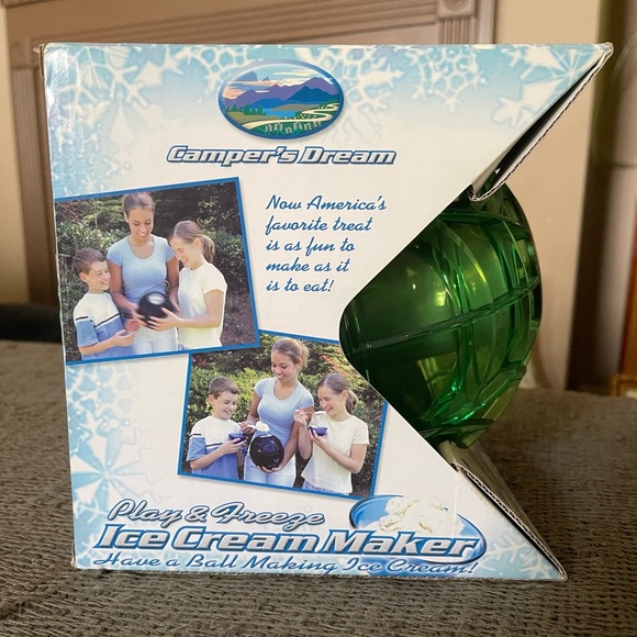 Vintage Play and Freeze Ball Ice Cream Maker- Green by Industrial Revolution NEW - Picture 2 of 5